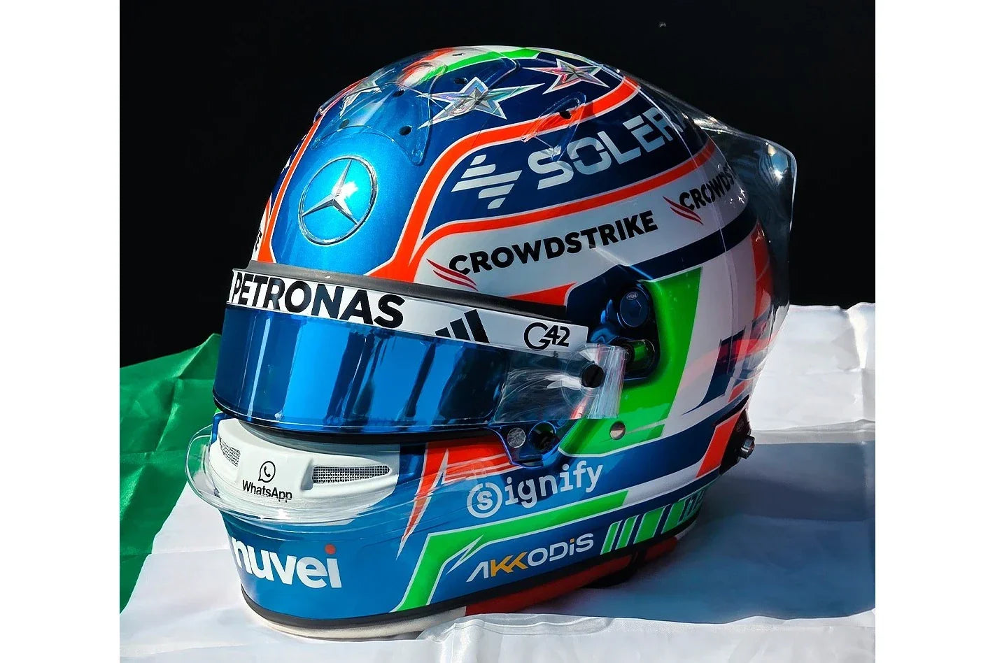 Spark-Model Mercedes AMG Petronas F1 Team Kimi Antonelli Helmet Romagna GP 2025 1:5