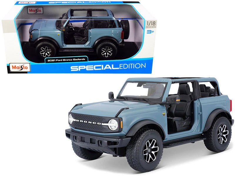 2021 Ford Bronco Badlands Blue "Special Edition" 1/18 Diecast Model Car by Maisto free shipping USA