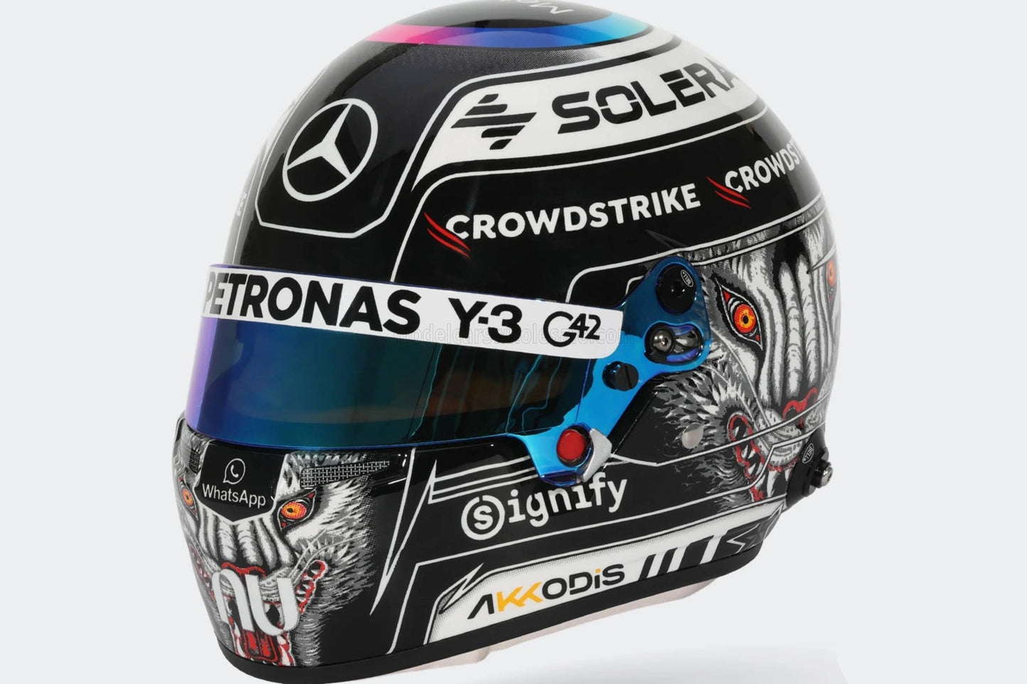 Spark-Model Mercedes AMG Petronas F1 Team Kimi Antonelli Helmet Japanese GP 2026 1:5