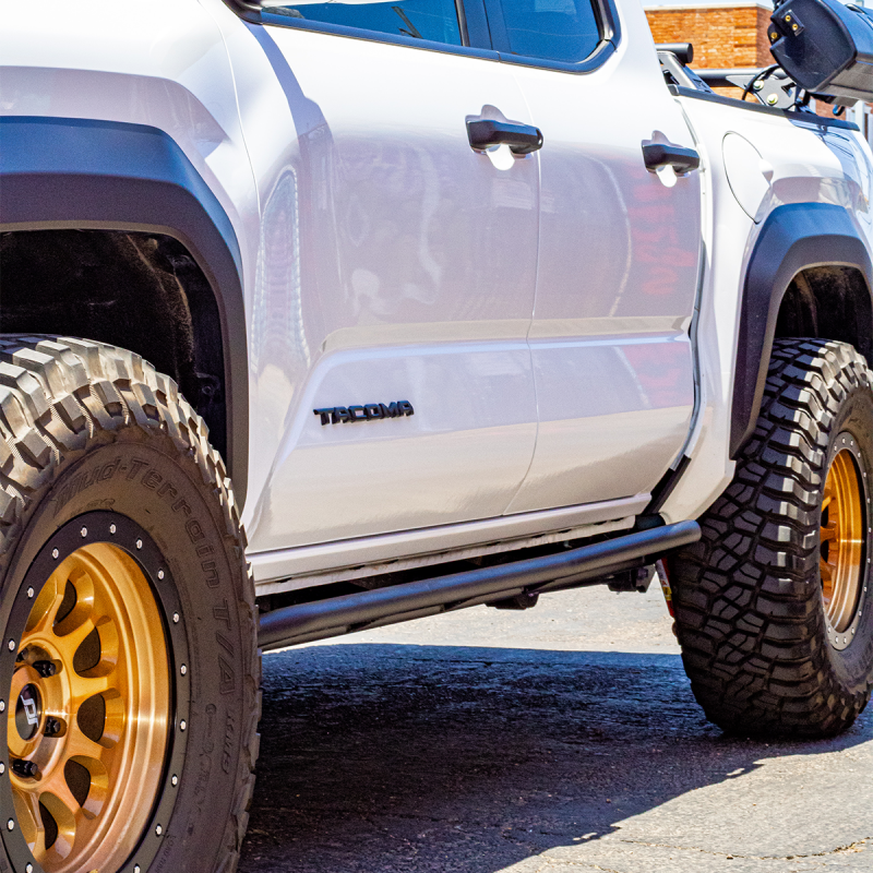 Cali Raised LED Cali Raised 2024+ Toyota Tacoma Trail Edition Rock Sliders - Double Cab Short Bed / Kick Out / Raw CR4065