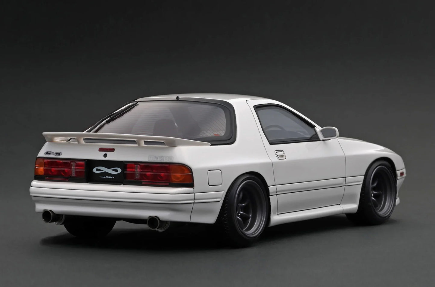 Ignition-Model Mazda RX-7 (FC3S) Savanna Infini White 1:18