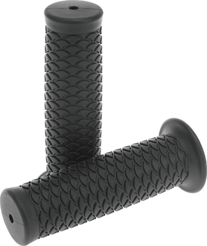 Bikers Choice Scales Grip 1In Black 485805