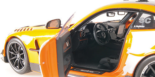 Minichamps Mercedes Benz AMG GT V8 Black Series Safety Car F1 Silverstone 2025 Orange 1:18
