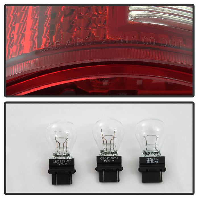 SPYDER xTune 92-99 Chevy/GMC Suburban Tail Light w/Circuit Board - OEM (ALT-JH-CCK88-OECB-RC) 9040832