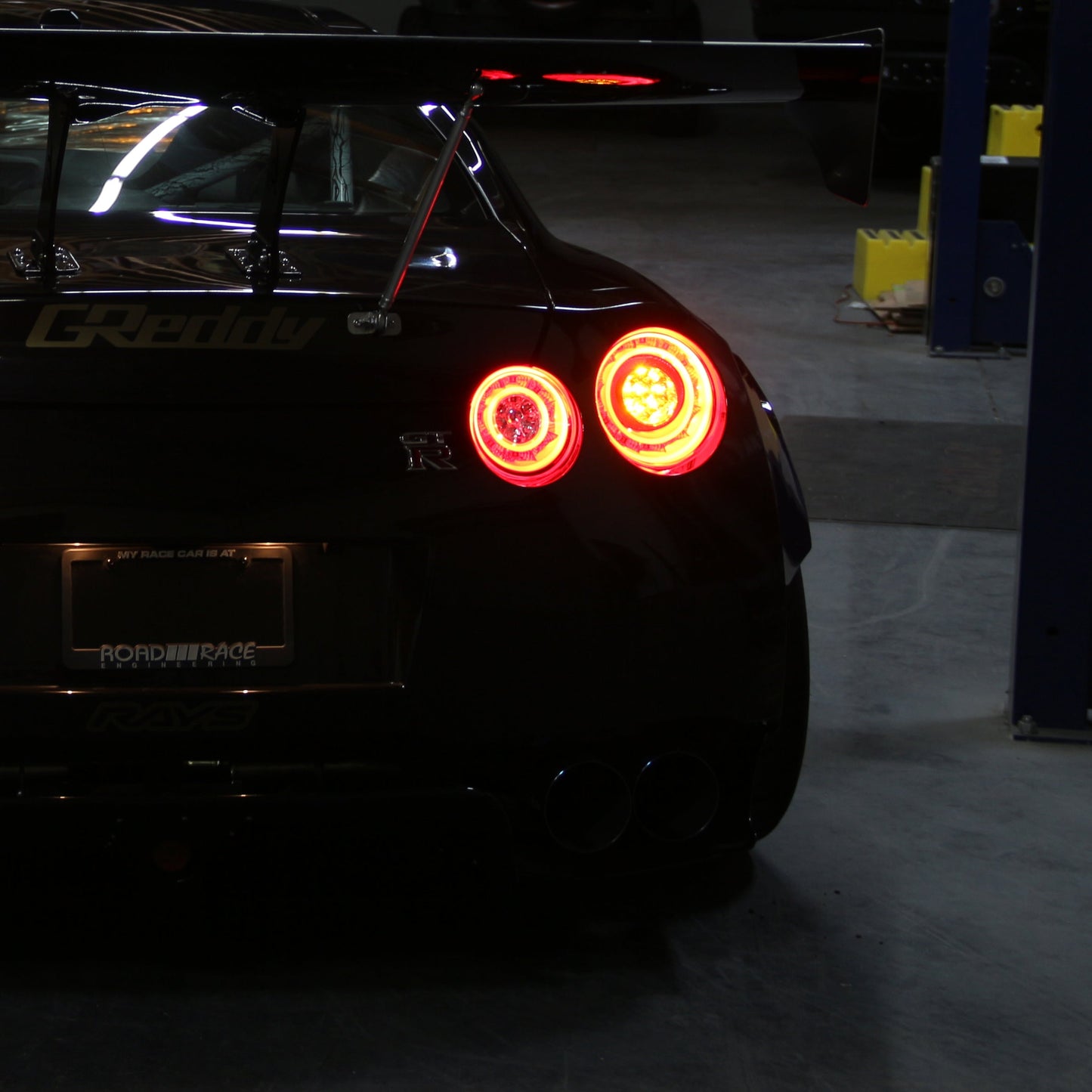 Spyder 09-15 Nissan GTR LED Tail Lights Red Clear ALT-YD-NGTR09-LED-RC 5082008