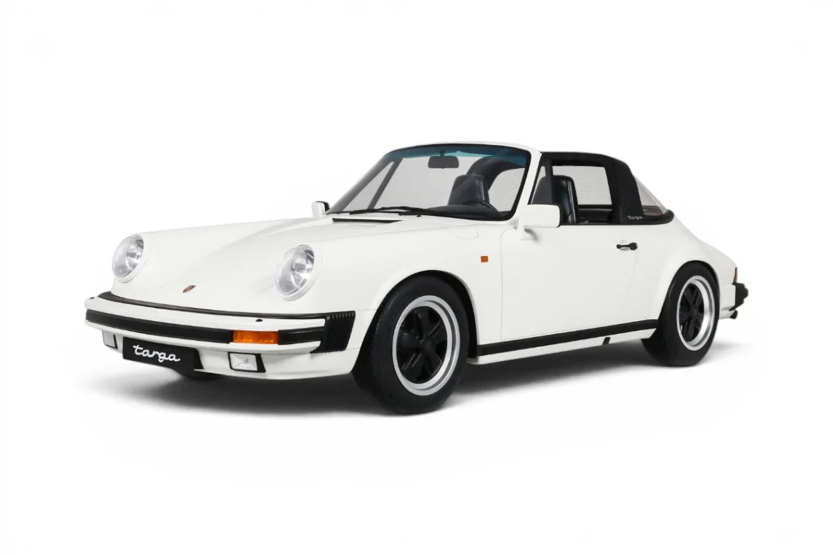 GT Spirit 1984 Porsche 911 3.2 Targa Grand Prix White 1:8 WITH DISPLAY