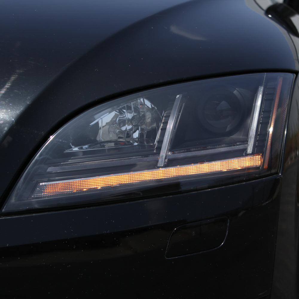 Spyder 08-15 Audi TT Halogen Projector Headlights w/Seq Turn Signal - Black (PRO-YD-ATT08-BK) 5085535