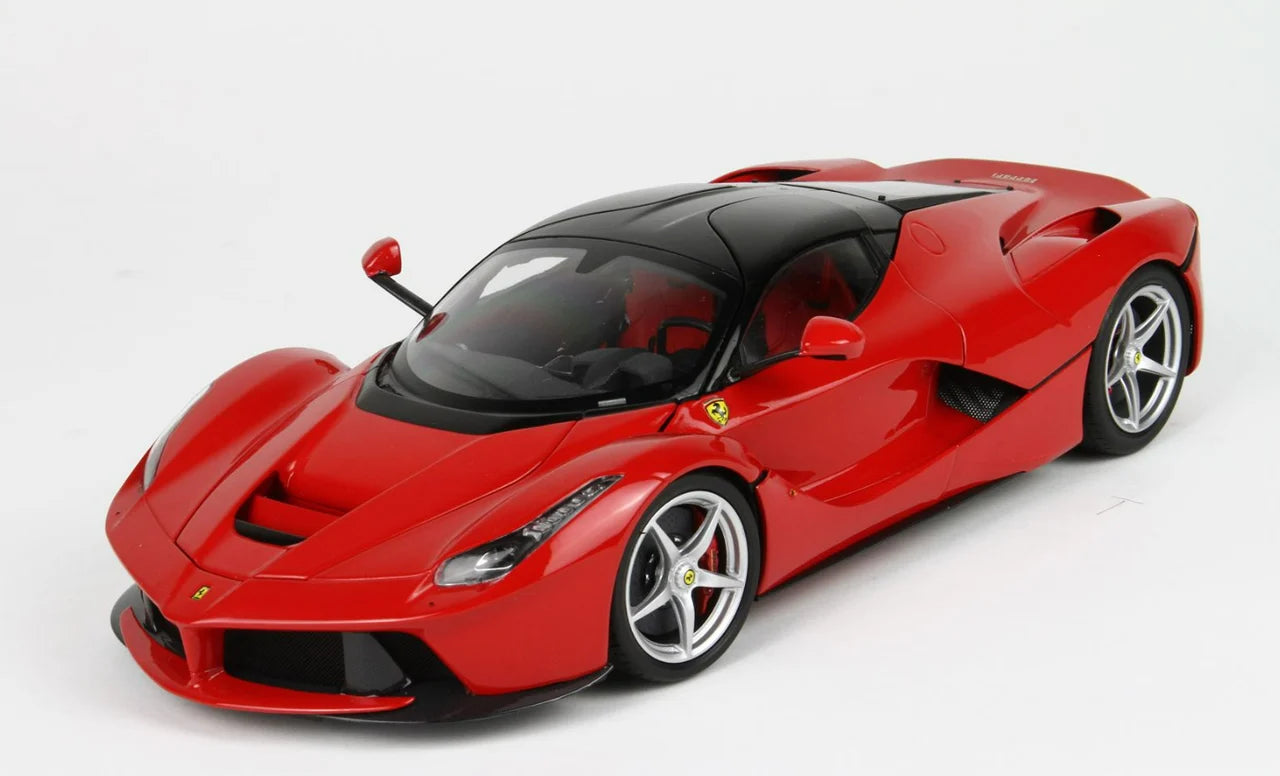 BBR 2016 Ferrari LaFerrari Aperta Coupe Rosso Corsa (Ferrari Red) 1:18 LUXURY PACK
