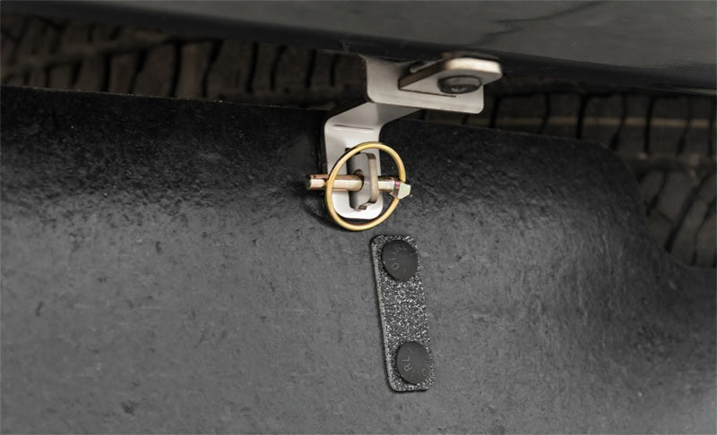 Access 20-ON Chevy/GMC 2500/3500 Dually Commercial Tow Flap Gas Only H5020219