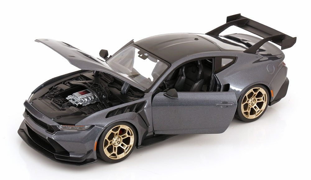Maisto 2024 Ford USA Mustang GTD 5.2L V8 Coupe Grey 1:18