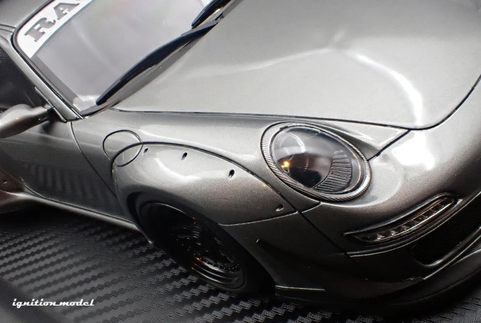 Ignition-Model Porsche 911 RWB 997 GT3 Gun Metallic Grey 1:18 *Damaged Box*