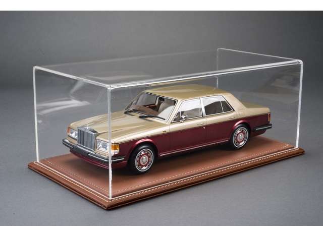 Atlantic Case Mulhouse Premium Acrylic Display Case w/ Light Brown Leather Base w/ White Stitching 1:18
