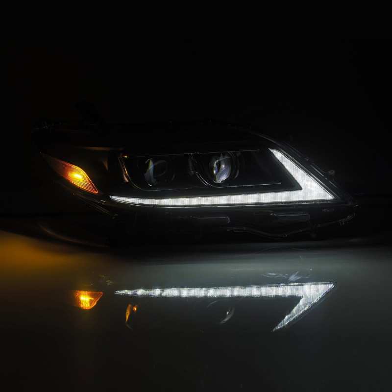 AlphaRex 11-21 Toyota Sienna LUXX LED Proj Headlights Plank Style Black w/Seq Signal/DRL 880766 *Discontinued