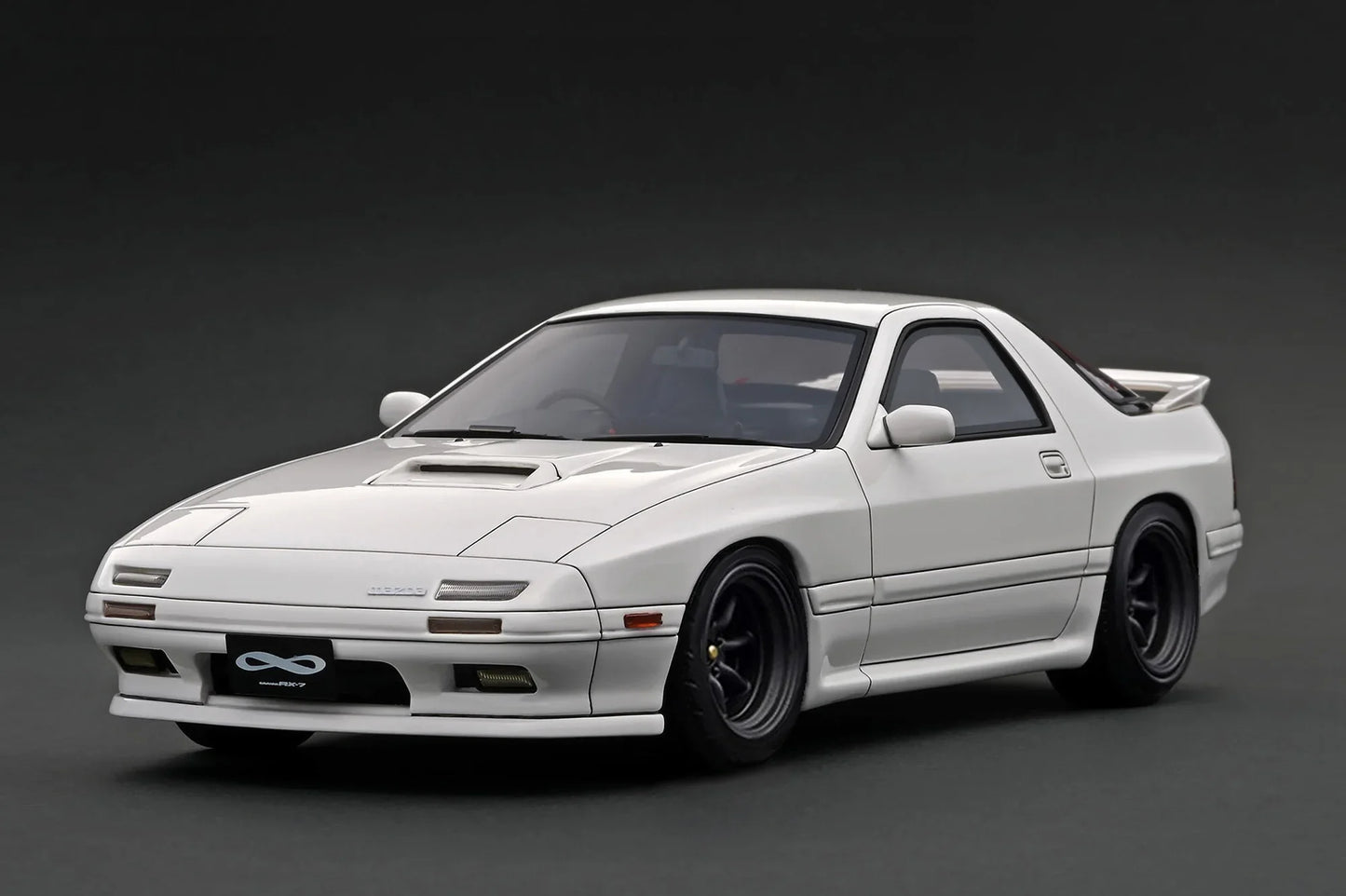 Ignition-Model Mazda RX-7 (FC3S) Savanna Infini White 1:18