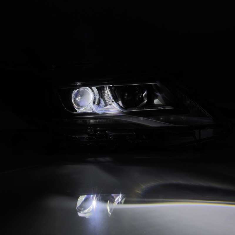 AlphaRex 11-21 Toyota Sienna PRO-Series Proj Headlights Plank Style Black w/Seq Signal/DRL 880764 *Discontinued