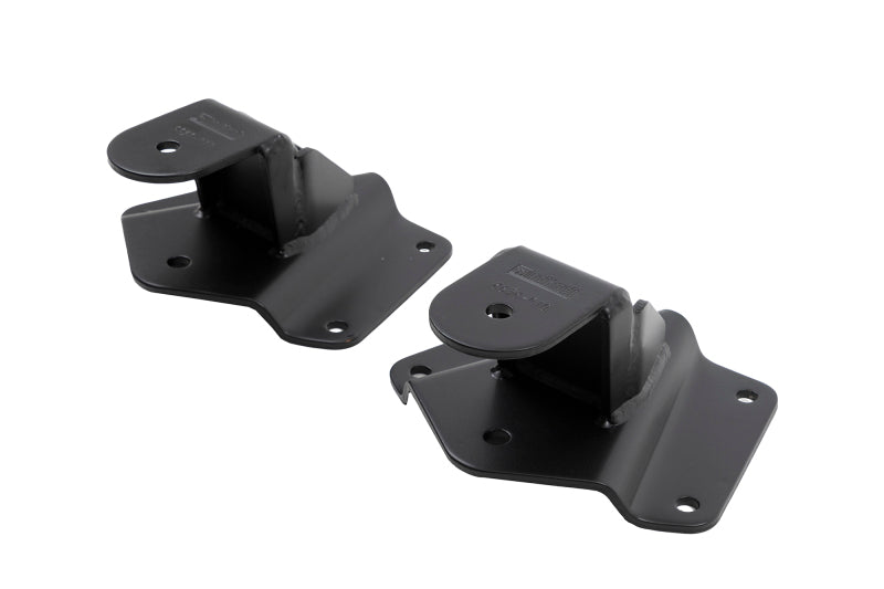 Belltech SHACKLE AND HANGER KIT 95-99 Tahoe/Yukon 4 door 4inch 6636