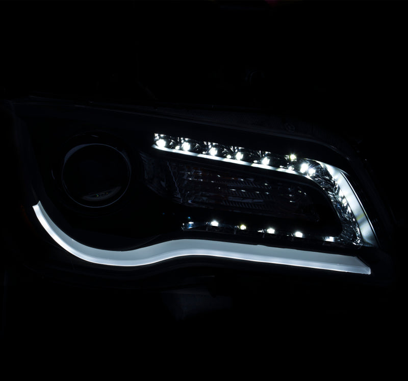 Anzo 2011-2014 Chrysler 300 Projector Headlights w/Plank Style Design Black