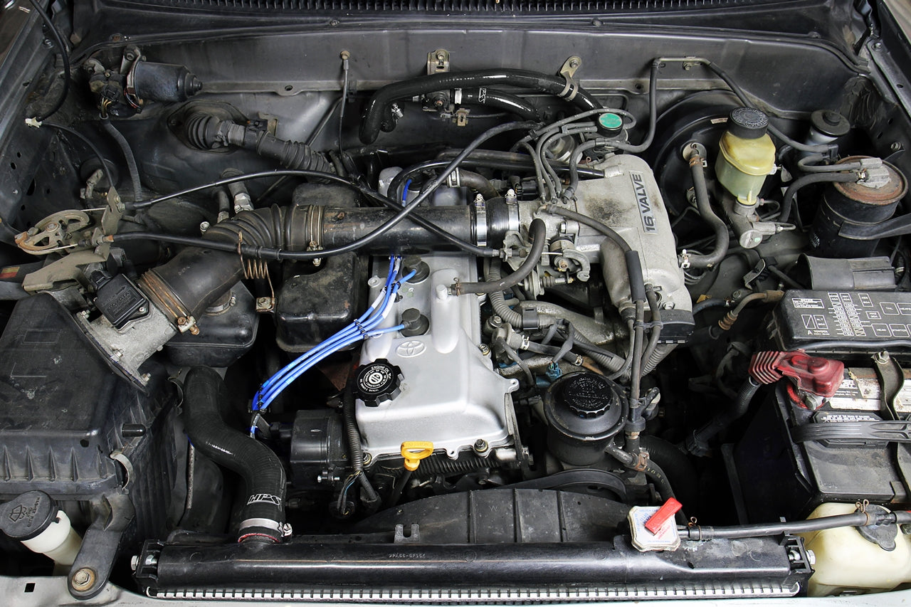 HPS Performance Products HPS Black Reinforced Silicone Radiator + Heater Hose Kit Toyota 95-04 Tacoma 2.4L & 2.7L 4Cyl