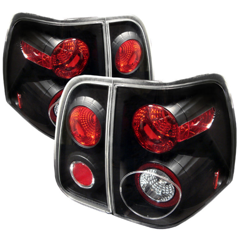 Spyder Lincoln Navigator 03-06 Euro Style Tail Lights Black ALT-YD-LN03-BK 5005946