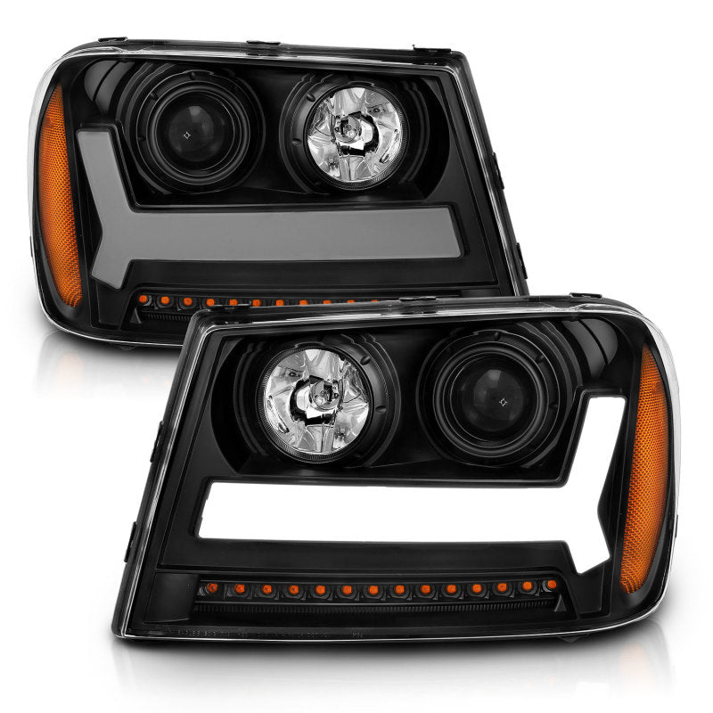 ANZO 2006-2009 Chevrolet Trailblazer Projector Headlights w/ Plank Style Design Black w/ Amber 111390