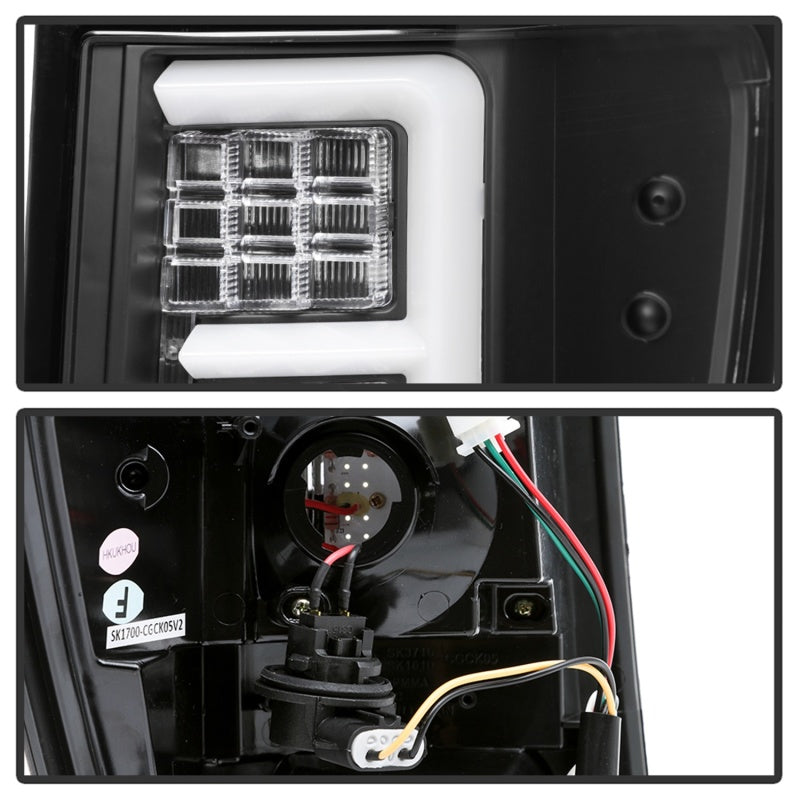Spyder Jeep Grand Cherokee 05-06 Version 2 Light Bar LED Tail Lights - Black 5085788