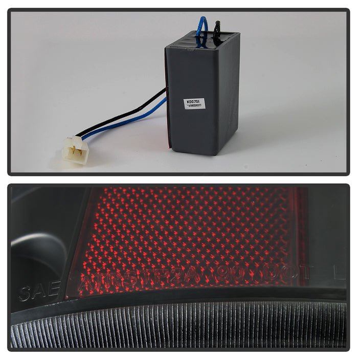 SPYDER xTune 99-02 Chevy Silverado 1500/2500 (w/o Stepside) LED Tail Lights - Black (ALT-JH-CSIL99-CS-BK) 9037610
