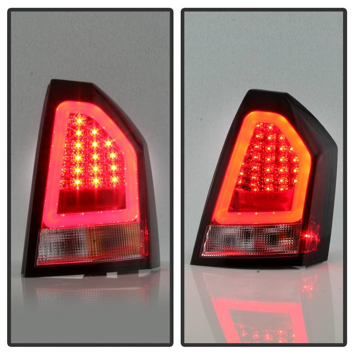 Spyder 05-07 Chrysler 3000C Verison 2 Light Bar LED Tail Lights - Red Clear (ALT-YD-C305V2-LED-RC) 5083364