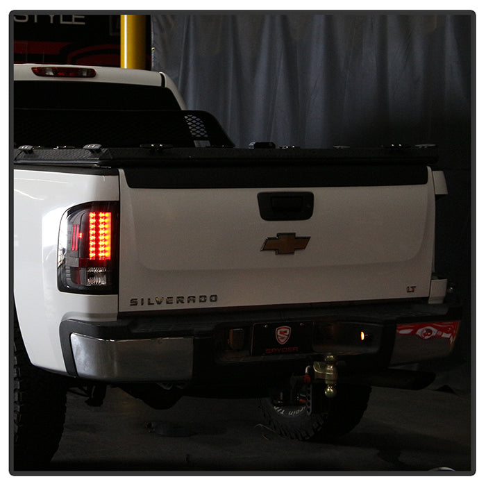 Spyder Chevy Silverado 07-13 LED Tail Lights Blk ALT-YD-CS07-LED-BK 5001771