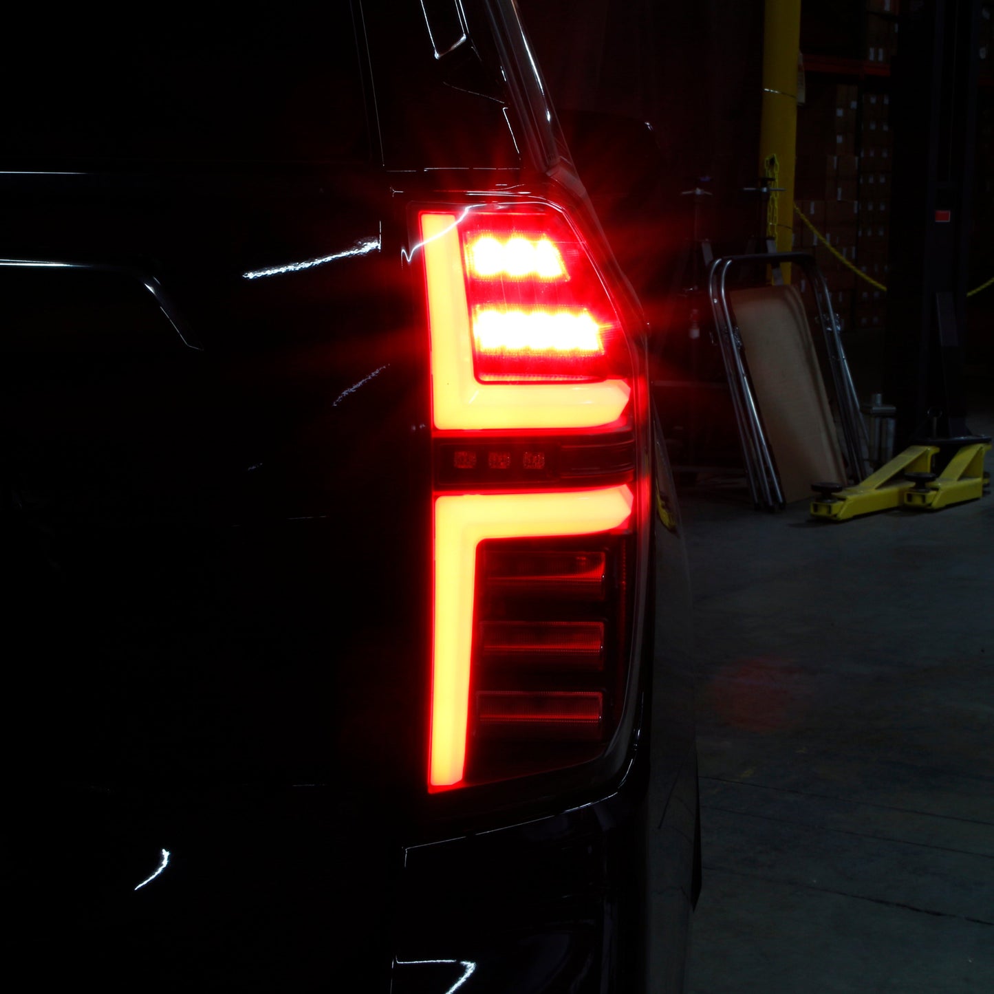 SPYDER 21-23 Chevy Tahoe/Suburban (Halogen Only) LED Tail Lights - Blk (ALT-YD-CSUB21HAL-GR-BK) 5088864