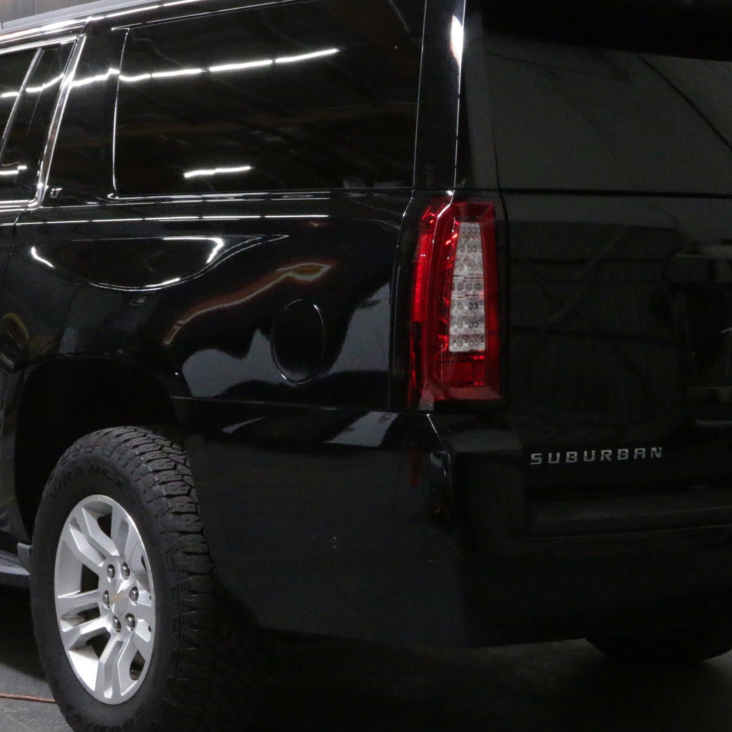 Spyder Chevy Tahoe / Suburban 15-17 Light Bar LED Tail Lights - Black (ALT-YD-CTA15-LED-BK) 5084583