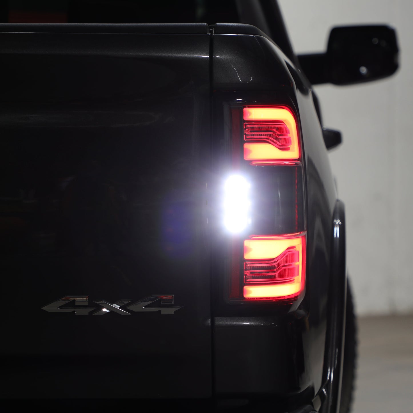 SPYDER Dodge RAM 1500 19-21 Factory LED Model LED Tail Lights - Red Clear ALT-YD-DR19LED-SEQ-BK 5088505