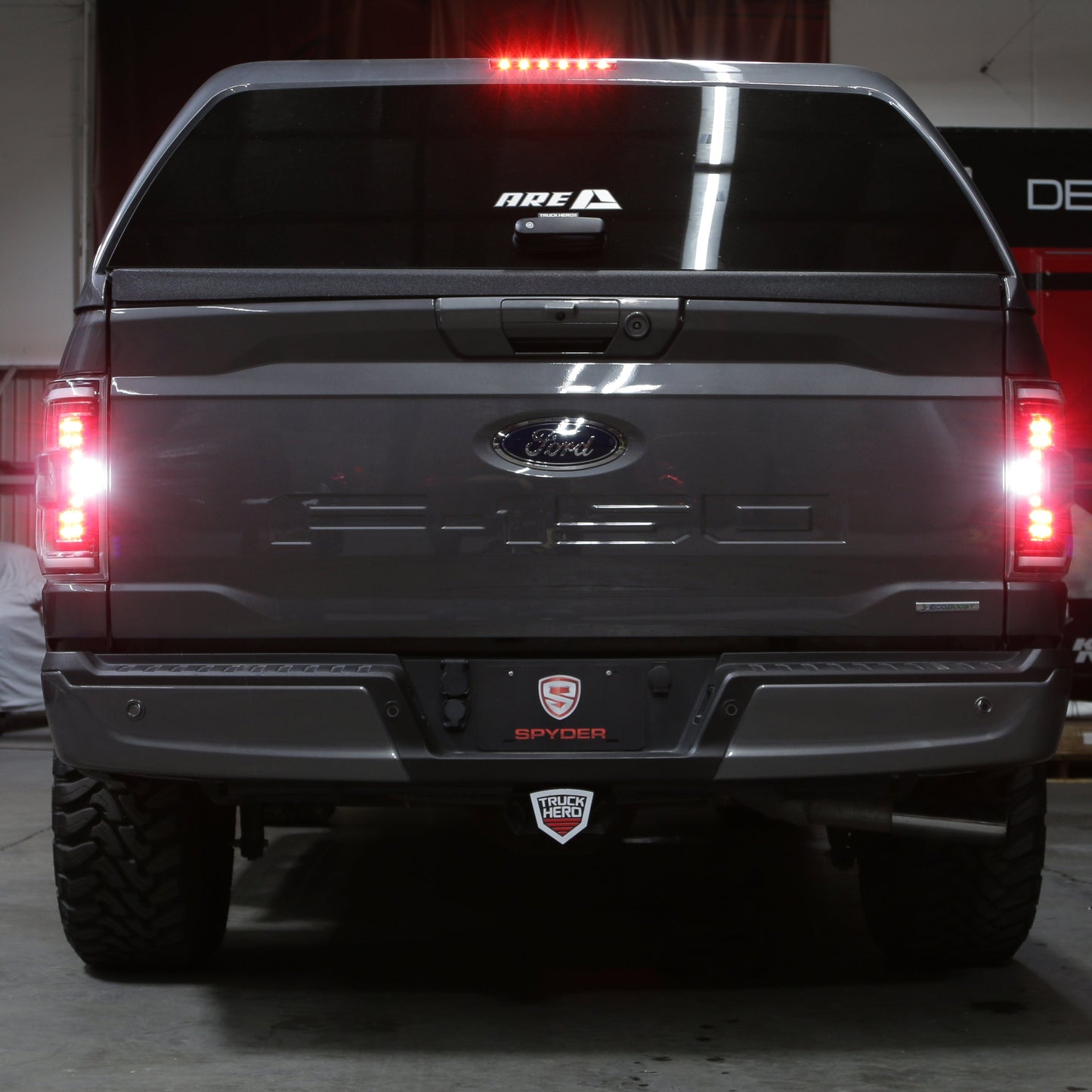 SPYDER 21-23 Ford F150 (Factory Halogent) Light Bar LED Tail Lights - Black (ALT-YD-FF15021HAL-BK) 5088772