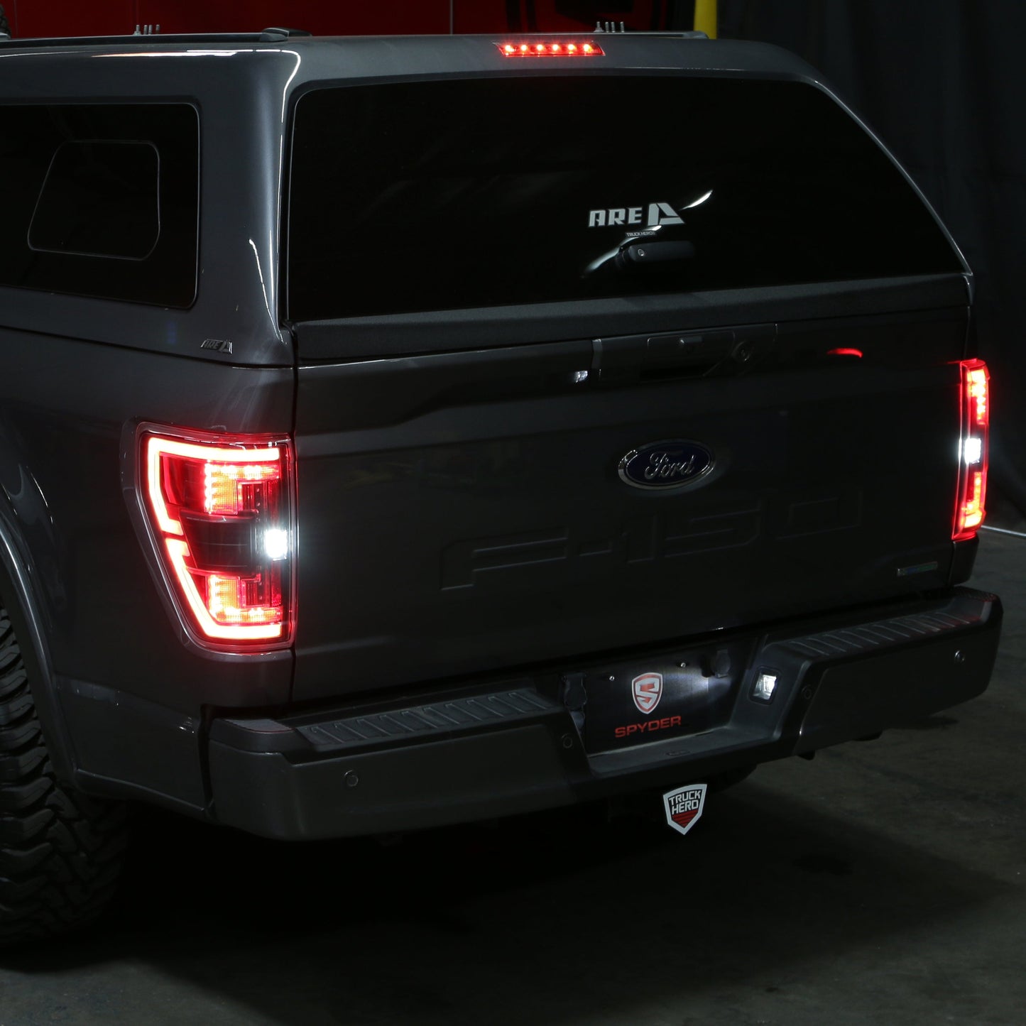 SPYDER 21-23 Ford F150 (Factory Halogent) Light Bar LED Tail Lights - Black (ALT-YD-FF15021HAL-BK) 5088772