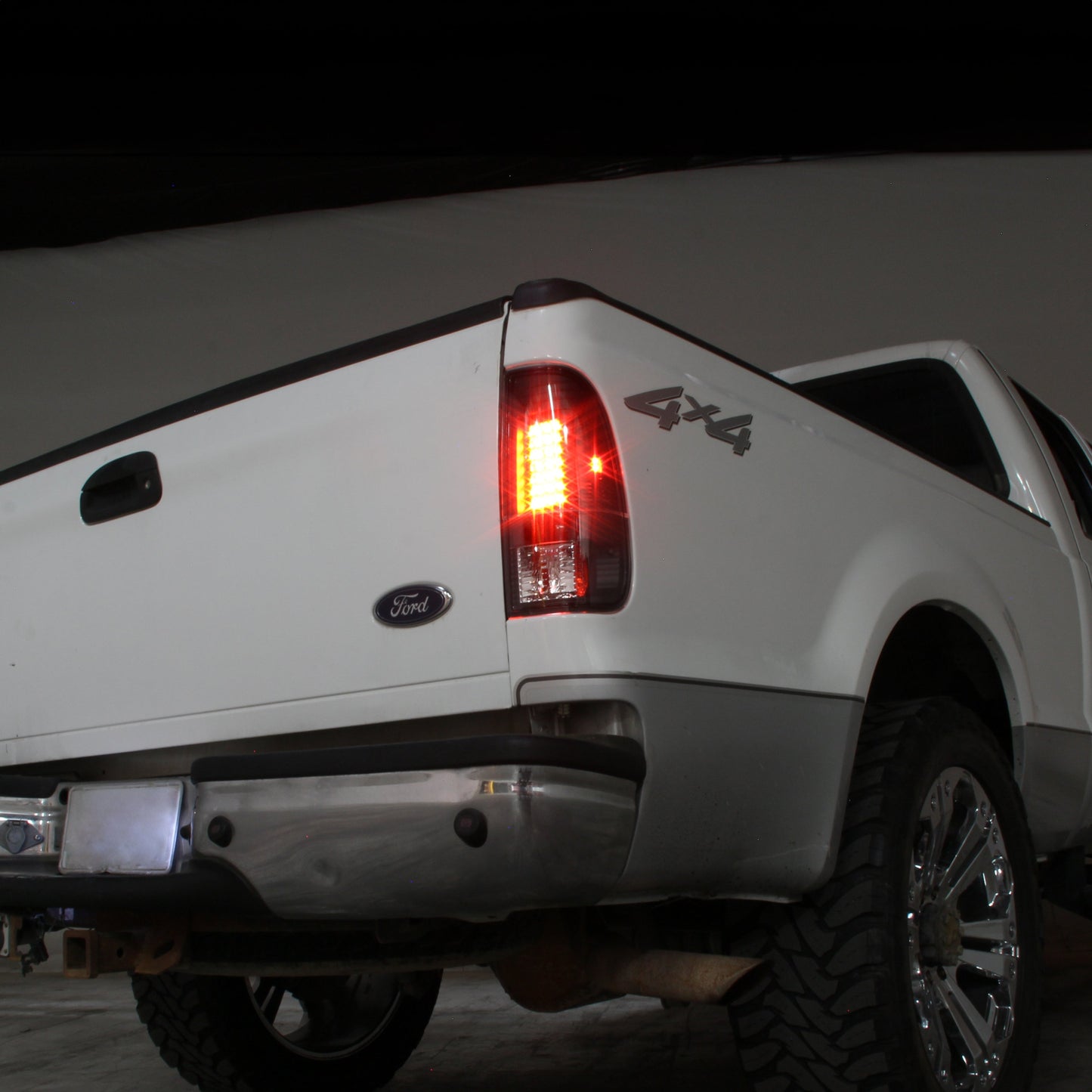 Spyder Ford F150 side 97-03/F250/350/450 Super Duty 99-07 LED Tail Lights Blk ALT-YD-FF15097-LED-BK 5003461