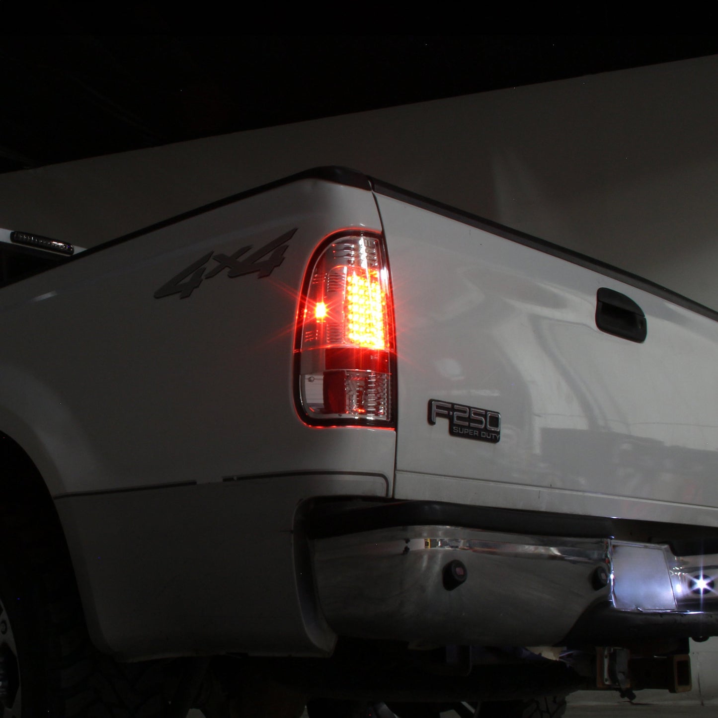 Spyder Ford F150 side 97-03/F250/350/450 Super Duty 99-07 LED Tail Lights Chrm ALT-YD-FF15097-LED-C 5003478