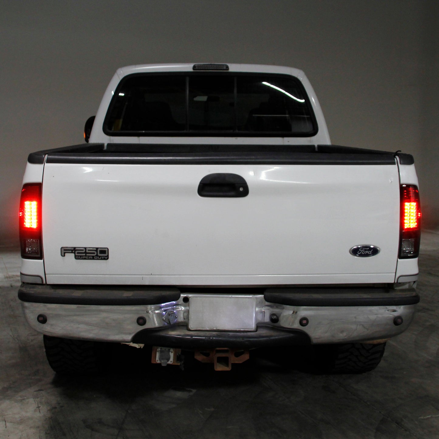 Spyder Ford F150 side 97-03/F250/350 Duty 99-07 LED Tail Lights Red Clear ALT-YD-FF15097-LED-RC 5003485