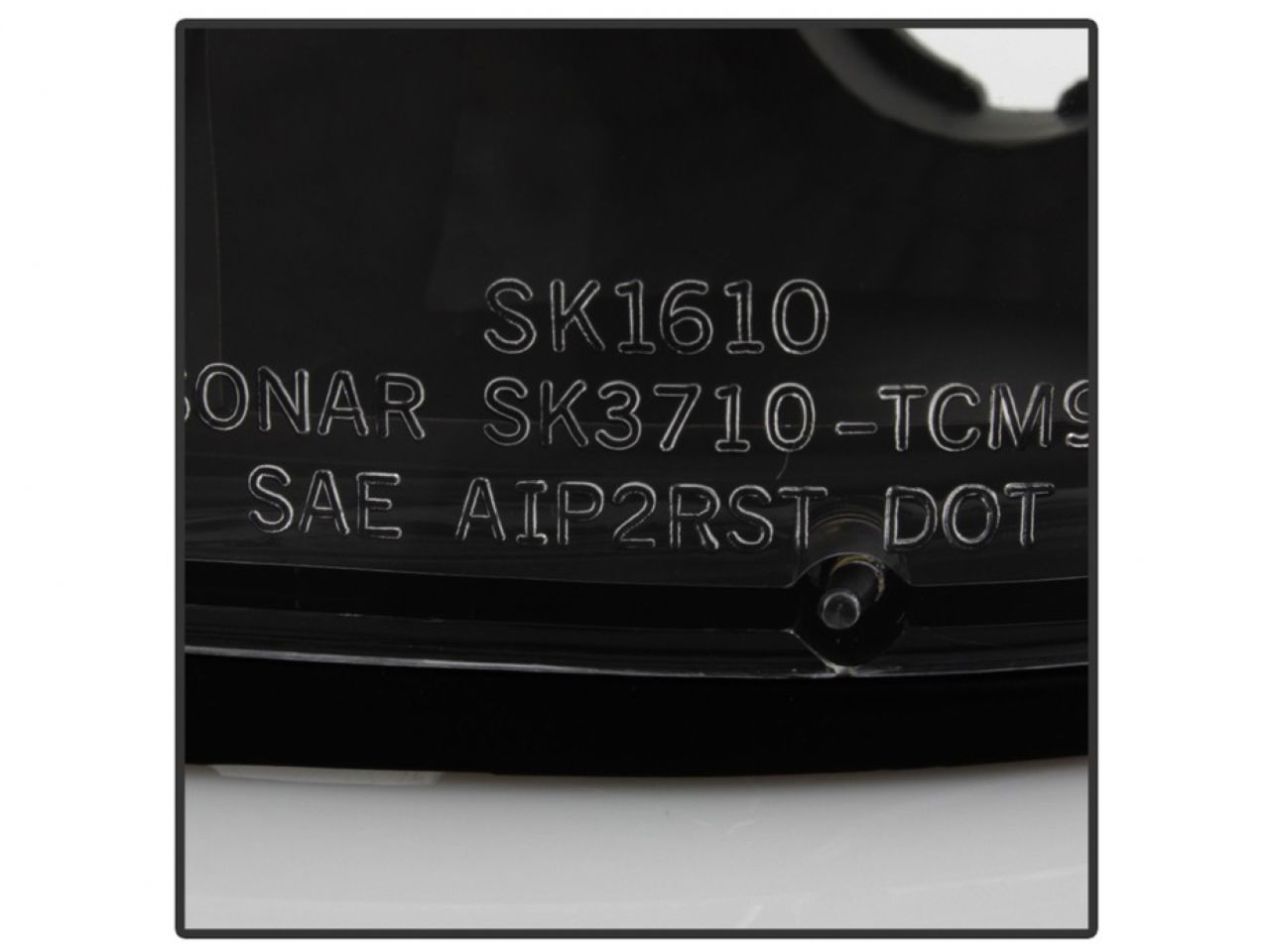 Spyder Toyota Tacoma 01-04 Euro Style Tail Lights - Black (SKU #5007834)