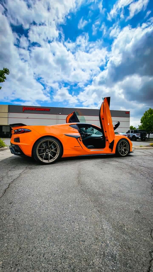 Vertical doors | Chevrolet Corvette C8 Z06 2023-2025  Lambo Door Conversion Kit