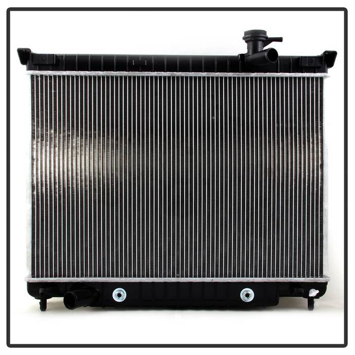 SPYDER xTune 02-09 Chevrolet Trailblazer / GMC Envoy XL 3.99L Radiator (CDR-K8CTR02399) 9945076
