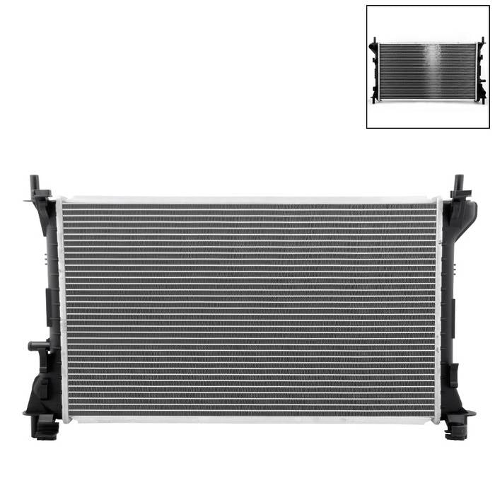 SPYDER xTune 00-07 Ford Focus 2.71L Radiator (CDR-K8FFO00271) 9945151
