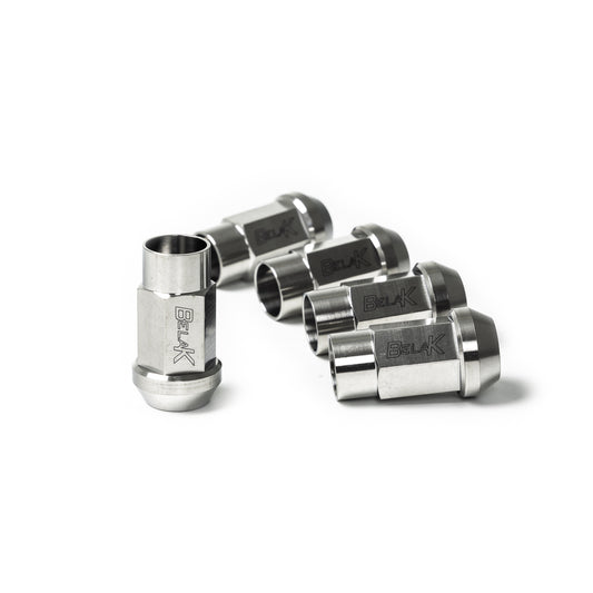 T1 R8/Huracan Titanium Lug Nut
