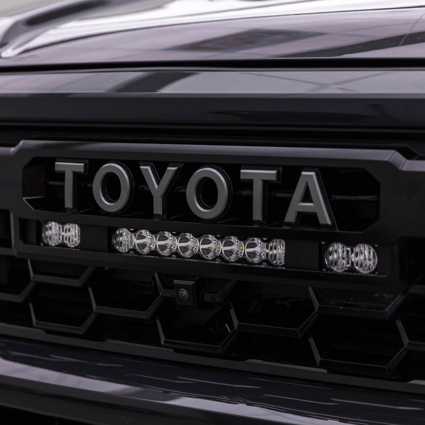 Baja Designs 2024+ Toyota Tacoma (Incl. TRD Pro) 10in. S8/S2 Pro Grille Kit - Clear 448253