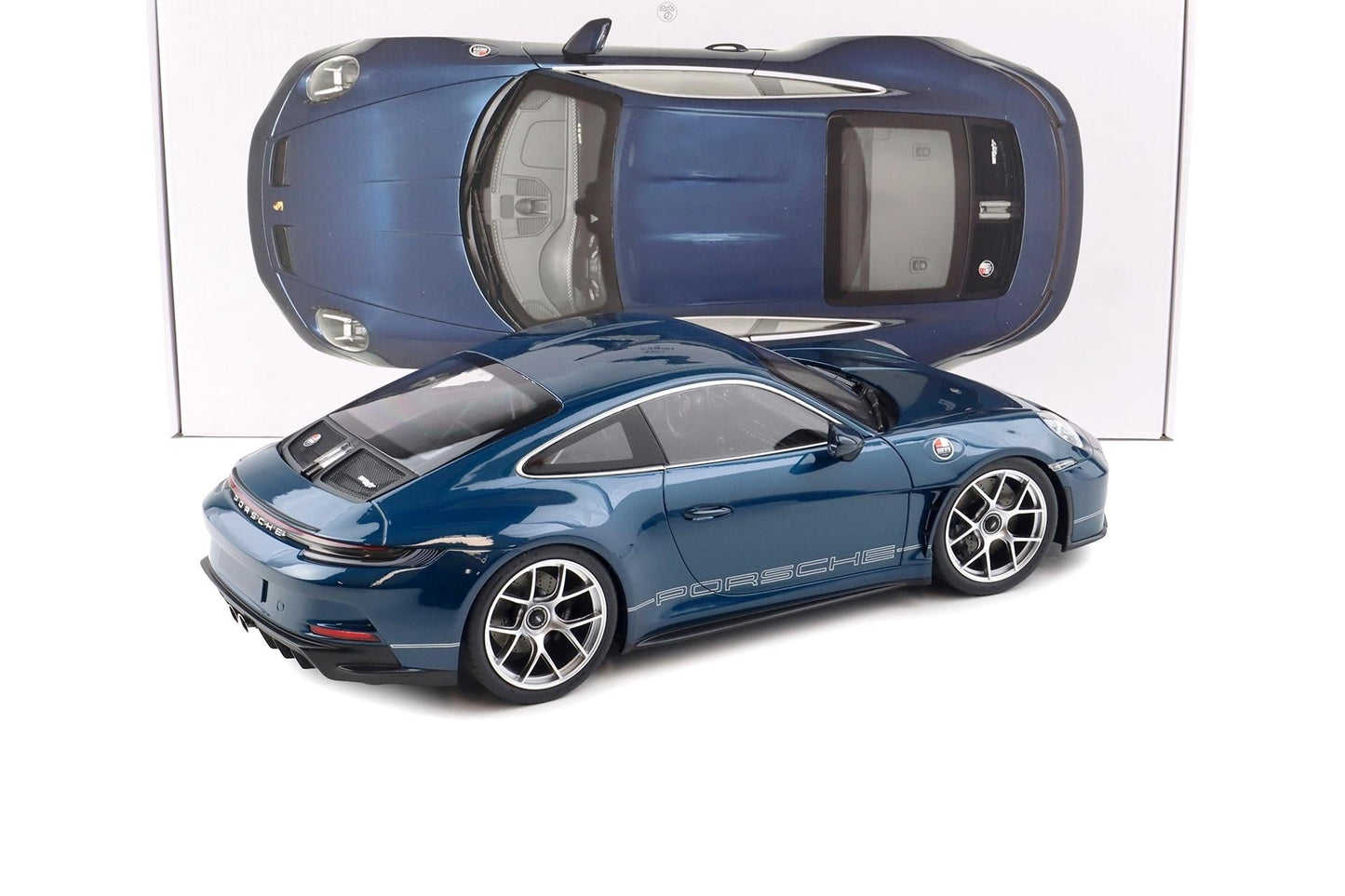 Norev 2023 Porsche 911 992 S/T Sonderwunsch PTS+ Amazonas Green 1:12