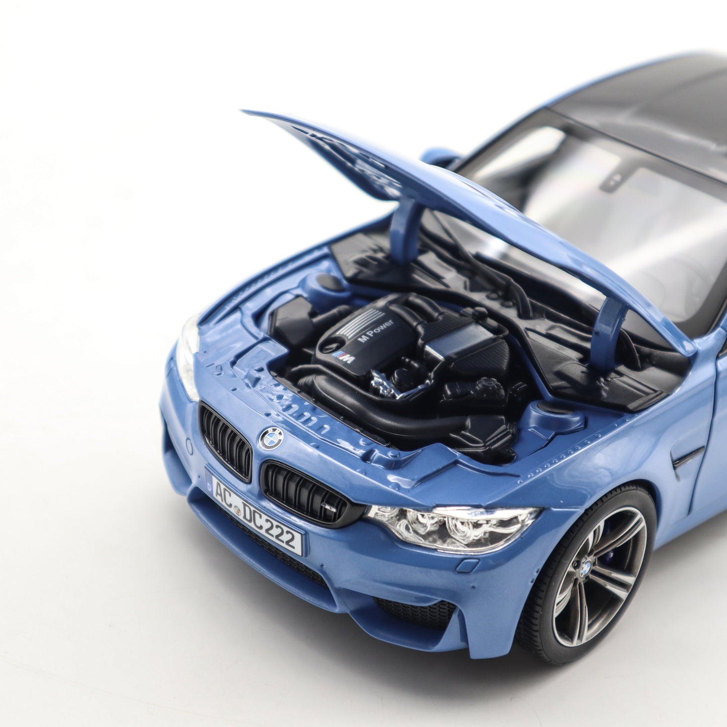 Norev 2017 BMW M3 (F80) Yas Marina Blue 1:18