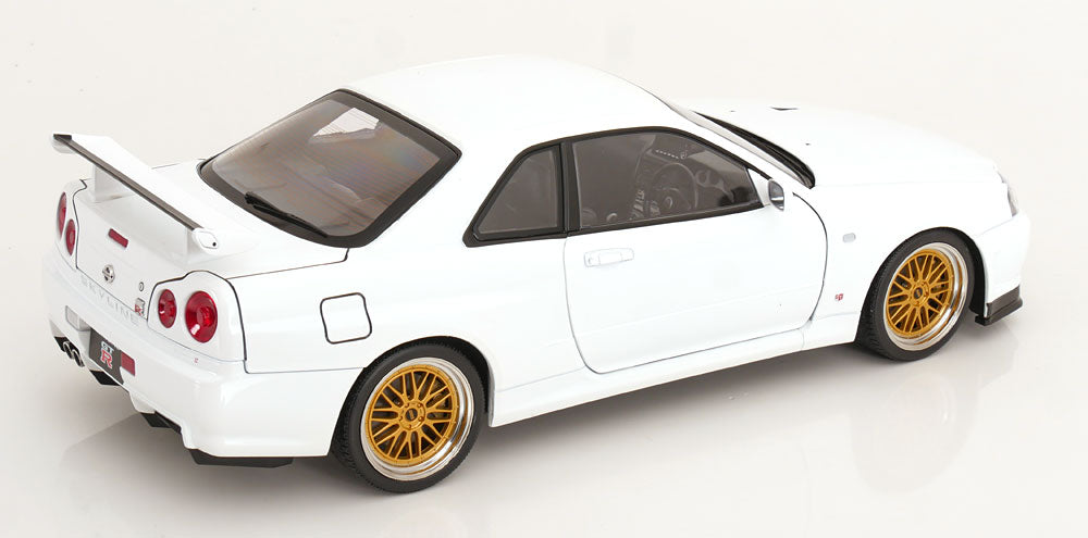 KK Scale 2001 Nissan Skyline GT-R R34 V-Spec II w/ Gold BBS White 1:12
