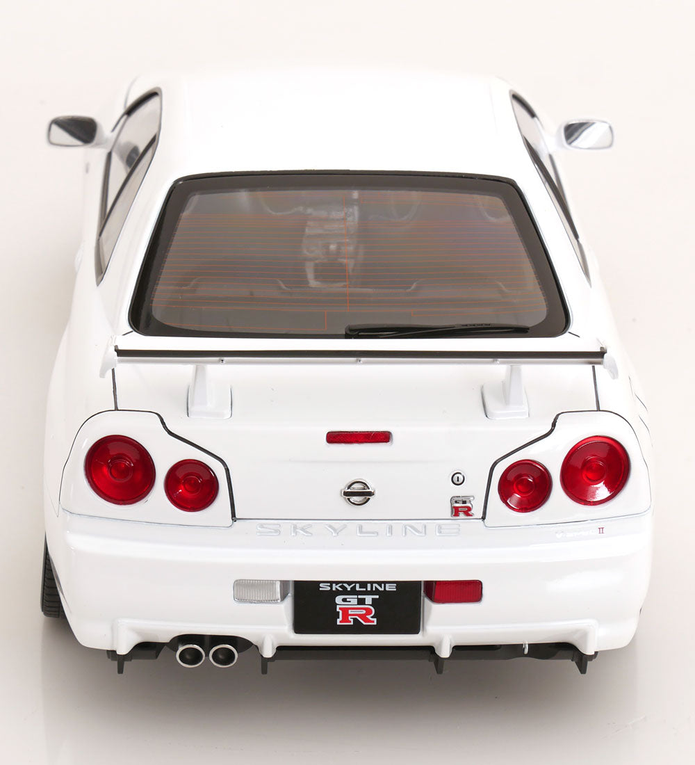 KK Scale 2001 Nissan Skyline GT-R R34 V-Spec II w/ Gold BBS White 1:12