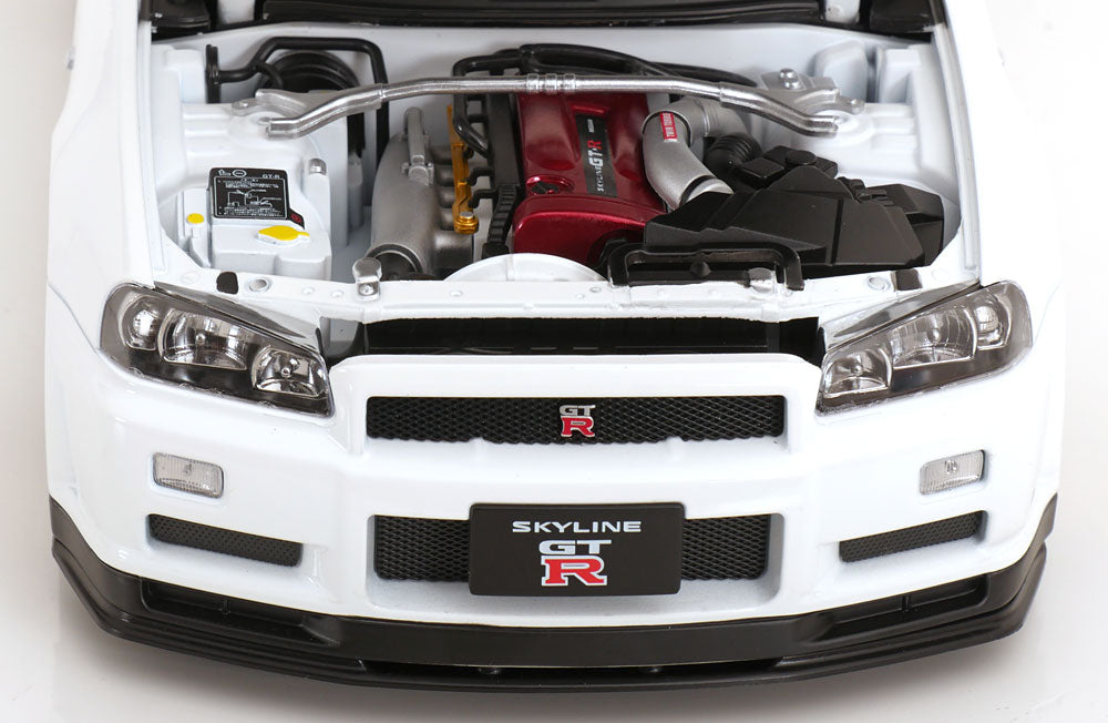 KK Scale 2001 Nissan Skyline GT-R R34 V-Spec II w/ Gold BBS White 1:12