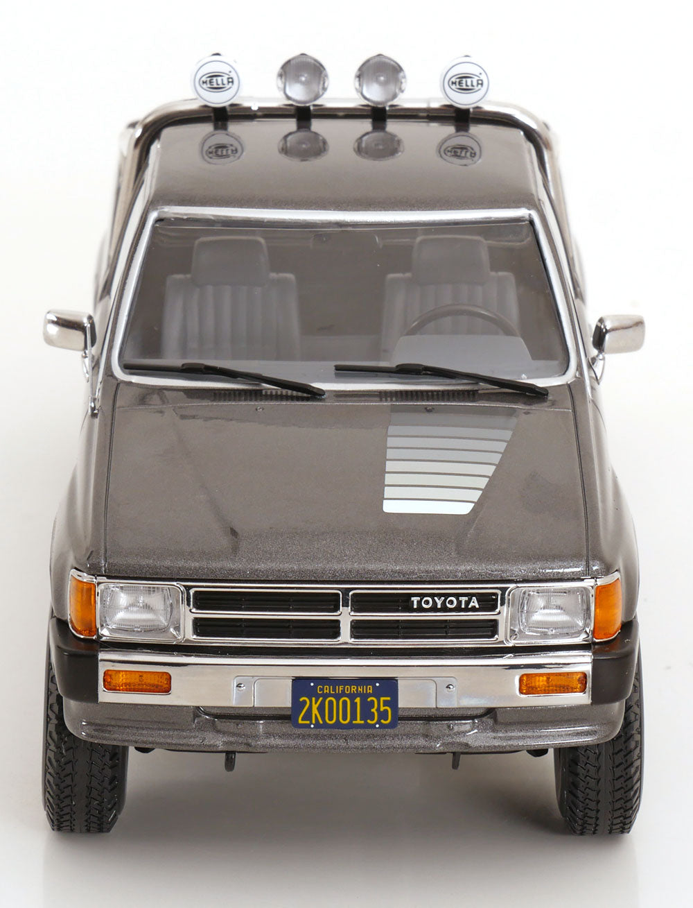 KK Scale 1985 Toyota Hilux Xtra Cab 4x4 Pickup Truck Grey Metallic 1:18