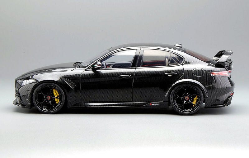 Motorhelix Alfa Romeo Giulia GTAm Full Carbon Fiber 1:18