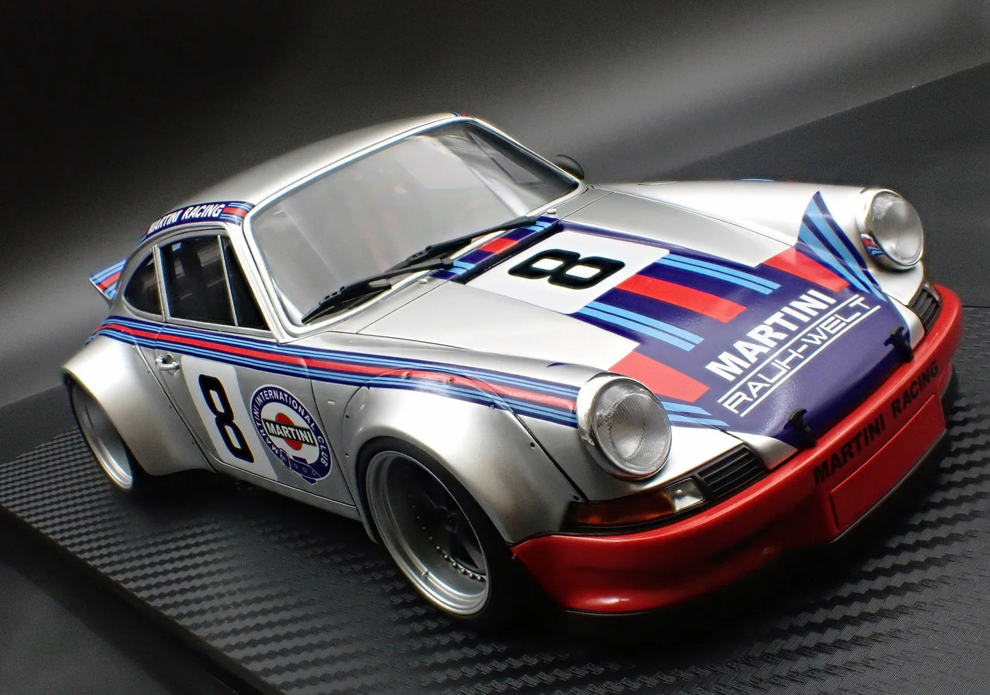 Ignition-Model Porsche 911 F Series Backdate #8 RWB Martini Racing Silver 1:18